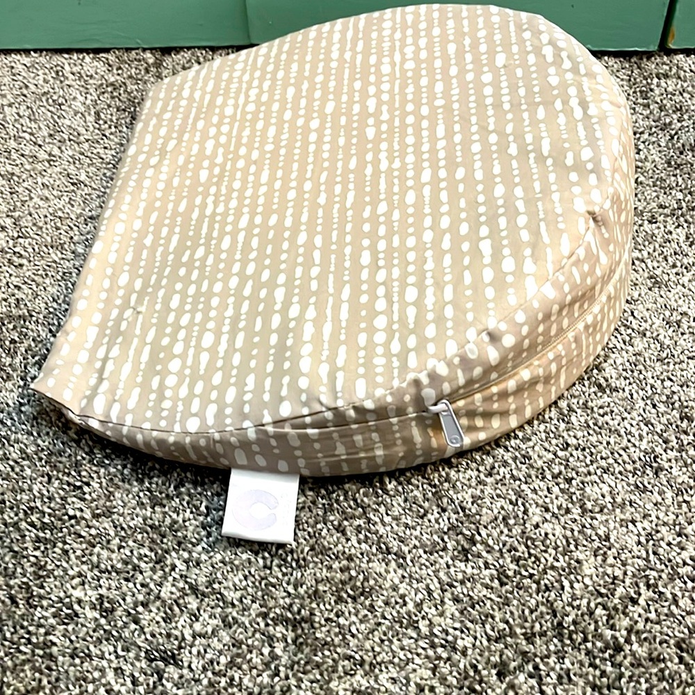 New Boppy Wedge Pillow